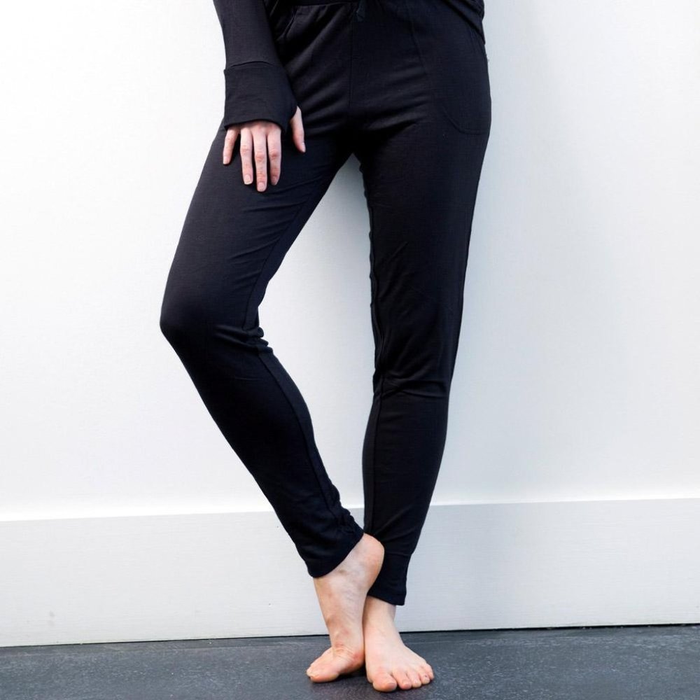 THE WEEKENDER BLACK DRAWSTRING PANTS